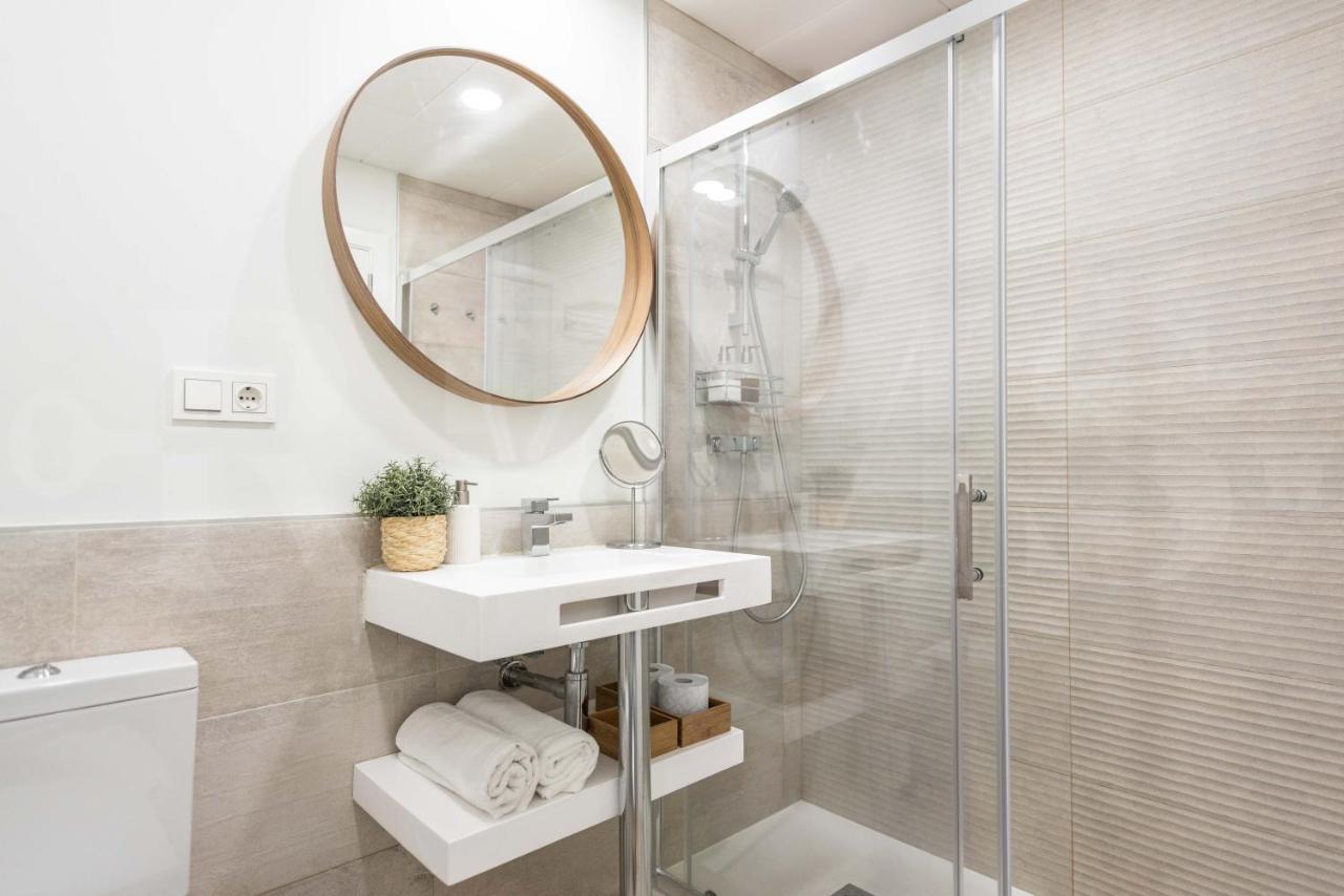 Lovely Boho Apartment With Parking - Historic Center By Rems Málaga Eksteriør billede